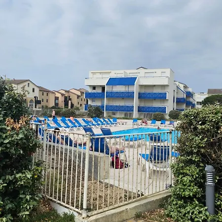 Lacanau, Bleu Marine, 2e Etage, Exceptionnels Car Balcon Face Et Vue Ocean Avec Piscine ! Et Avec Parking Reserve * לאקאנו