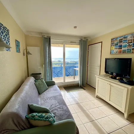 Lacanau, Bleu Marine, 2e Etage, Exceptionnels Car Balcon Face Et Vue Ocean Avec Piscine ! Et Avec Parking Reserve דירה