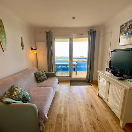 Lacanau, Bleu Marine, 2e Etage, Exceptionnels Car Balcon Face Et Vue Ocean Avec Piscine ! Et Avec Parking Reserve Lacanau