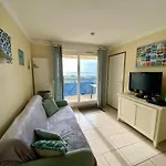 Lacanau, Bleu Marine, 2e Etage, Exceptionnels Car Balcon Face Et Vue Ocean Avec Piscine ! Et Avec Parking Reserve Apartment