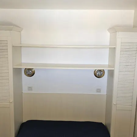 Lacanau, Bleu Marine, 2e Etage, Exceptionnels Car Balcon Face Et Vue Ocean Avec Piscine ! Et Avec Parking Reserve
