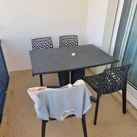 Lacanau, Bleu Marine, 2e Etage, Exceptionnels Car Balcon Face Et Vue Ocean Avec Piscine ! Et Avec Parking Reserve Daire *