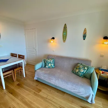 Apartment Bleu Marine: Oceanfront Balcony With Pool *